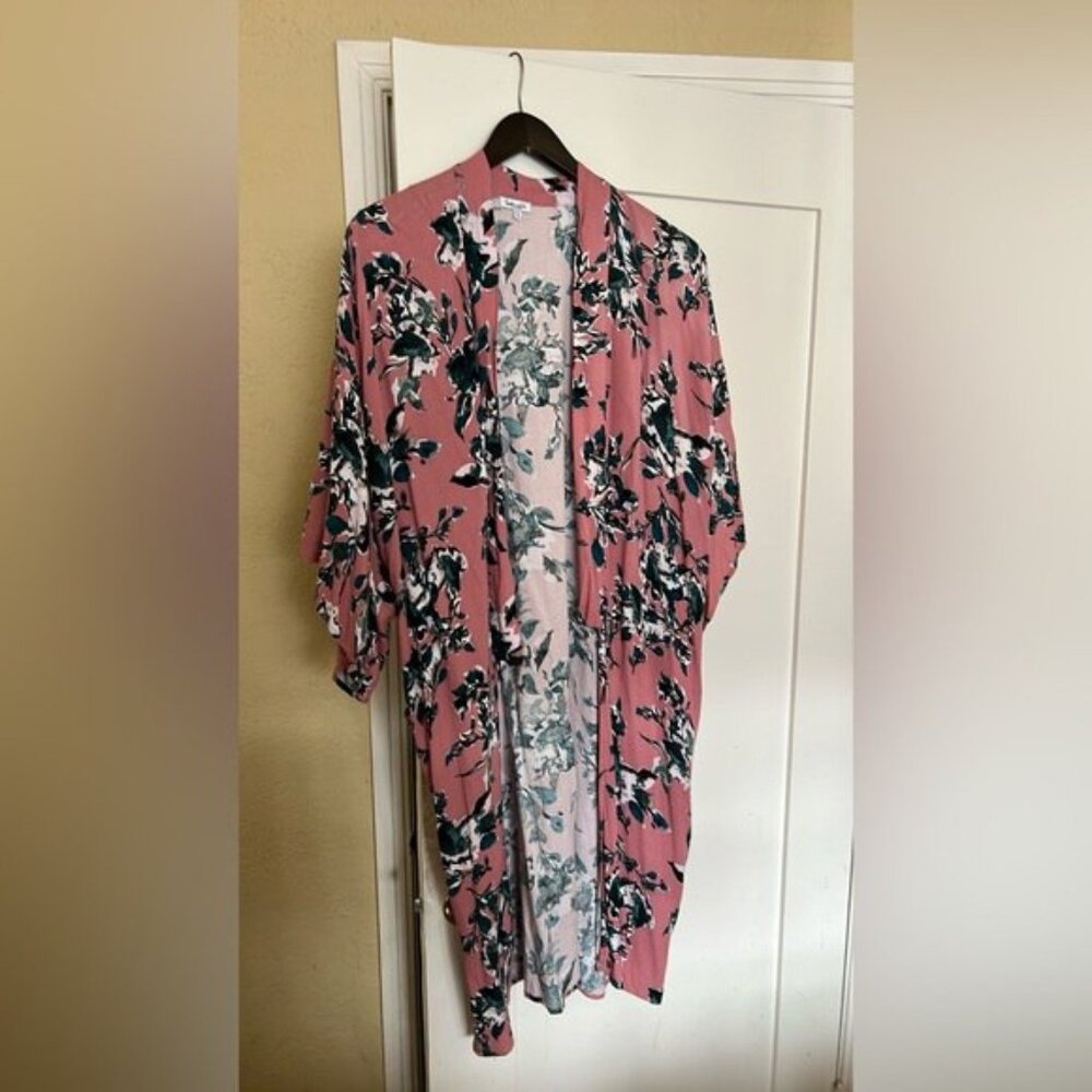 Splendid Floral Pink Kimono Duster